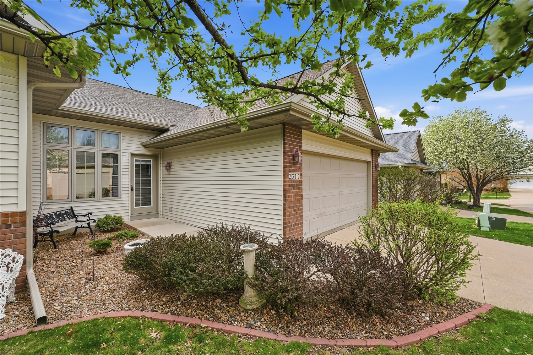2312 Belmont Drive Coralville IA 52241