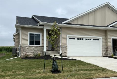1296 Berkshire Lane North Liberty IA 52317