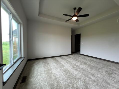 1296 Berkshire Lane North Liberty IA 52317