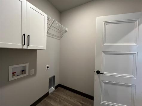 1296 Berkshire Lane North Liberty IA 52317