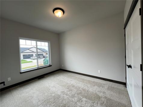 1296 Berkshire Lane North Liberty IA 52317