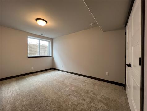 1296 Berkshire Lane North Liberty IA 52317