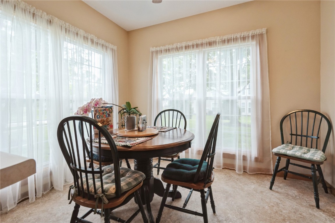 4555 Westchester Drive NE Cedar Rapids IA 52402