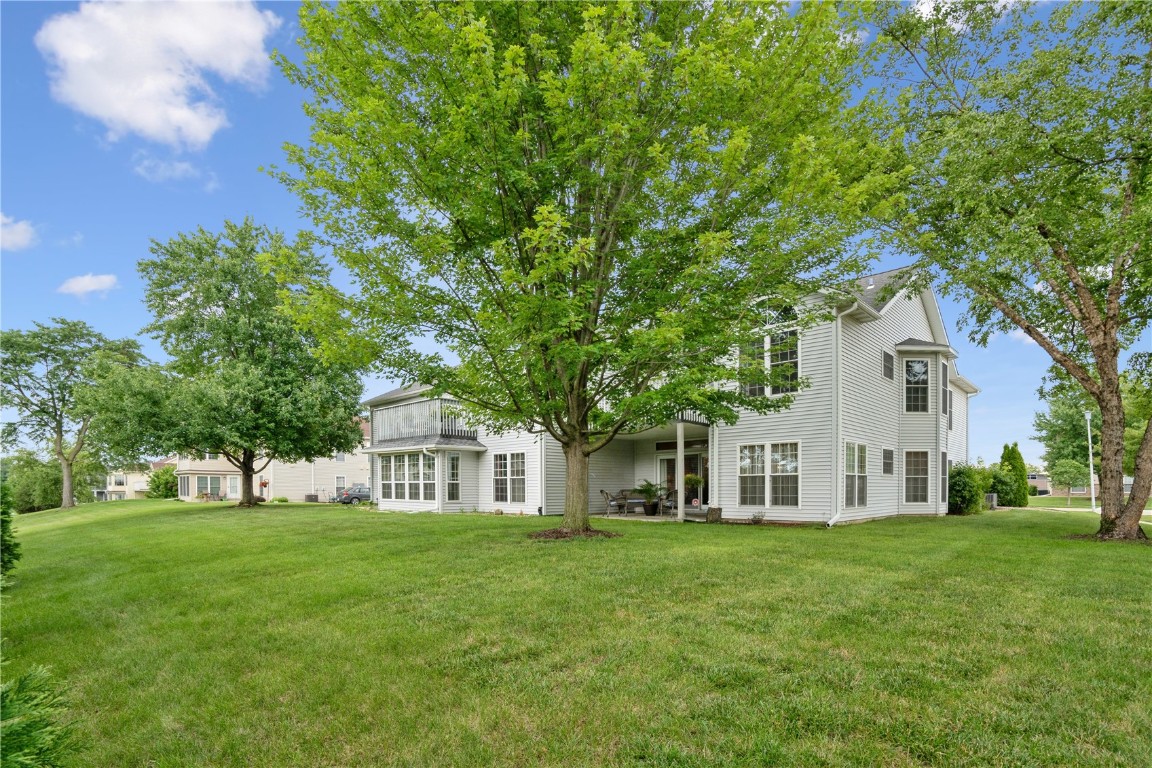 4555 Westchester Drive NE Cedar Rapids IA 52402