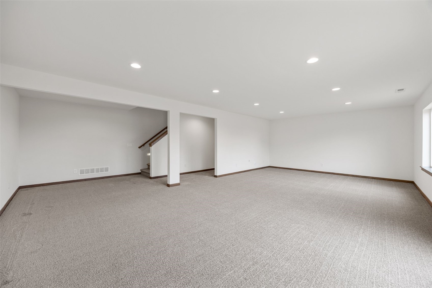 5658 Meadow Grass Circle SE Cedar Rapids IA 52403
