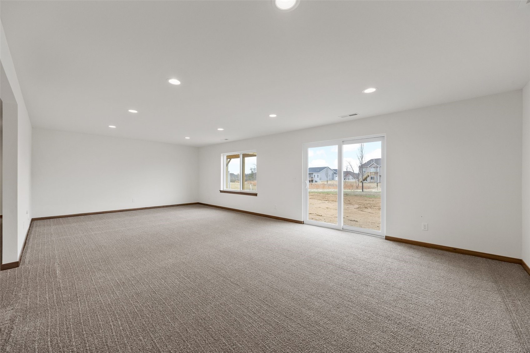 5658 Meadow Grass Circle SE Cedar Rapids IA 52403