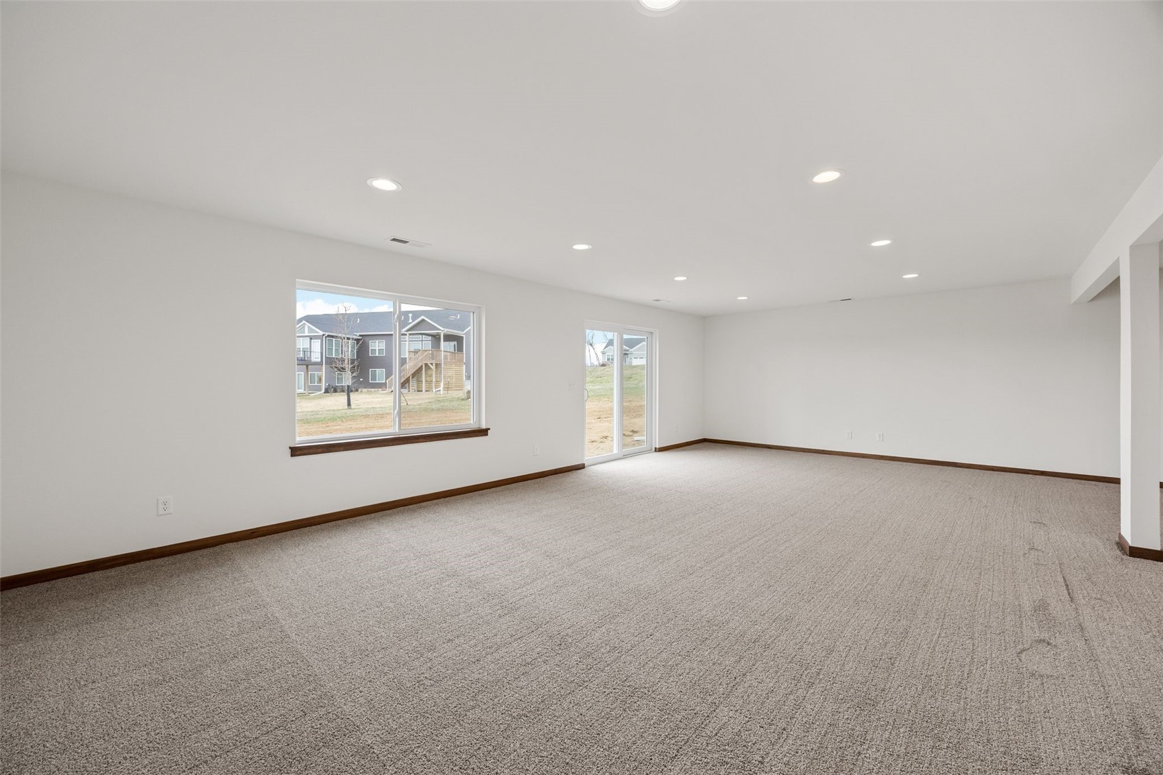 5658 Meadow Grass Circle SE Cedar Rapids IA 52403