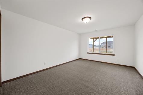 5658 Meadow Grass Circle SE Cedar Rapids IA 52403