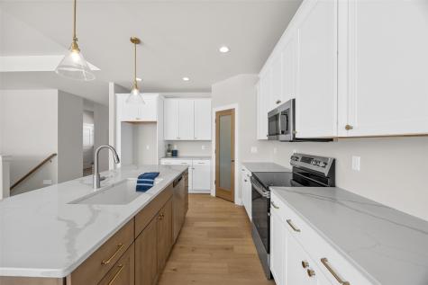 5658 Meadow Grass Circle SE Cedar Rapids IA 52403