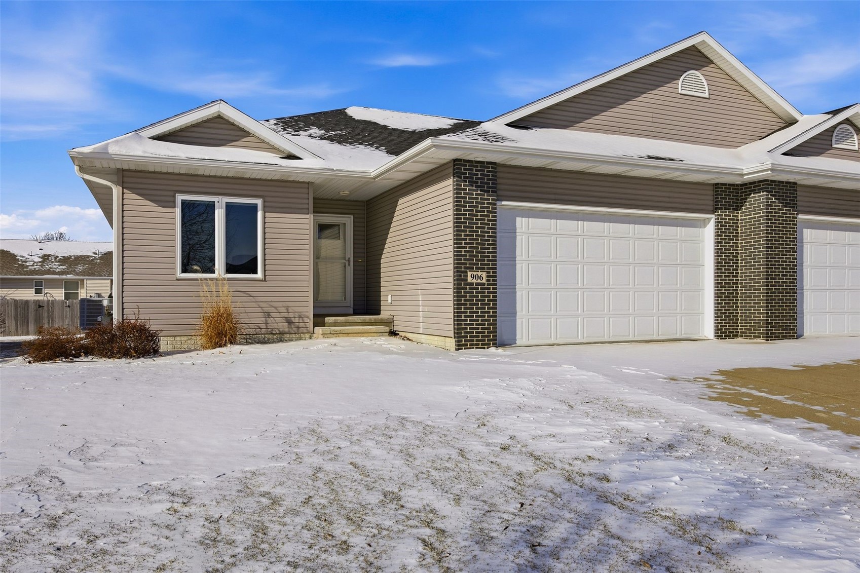 906 Dorchester Place NE Cedar Rapids IA 52402