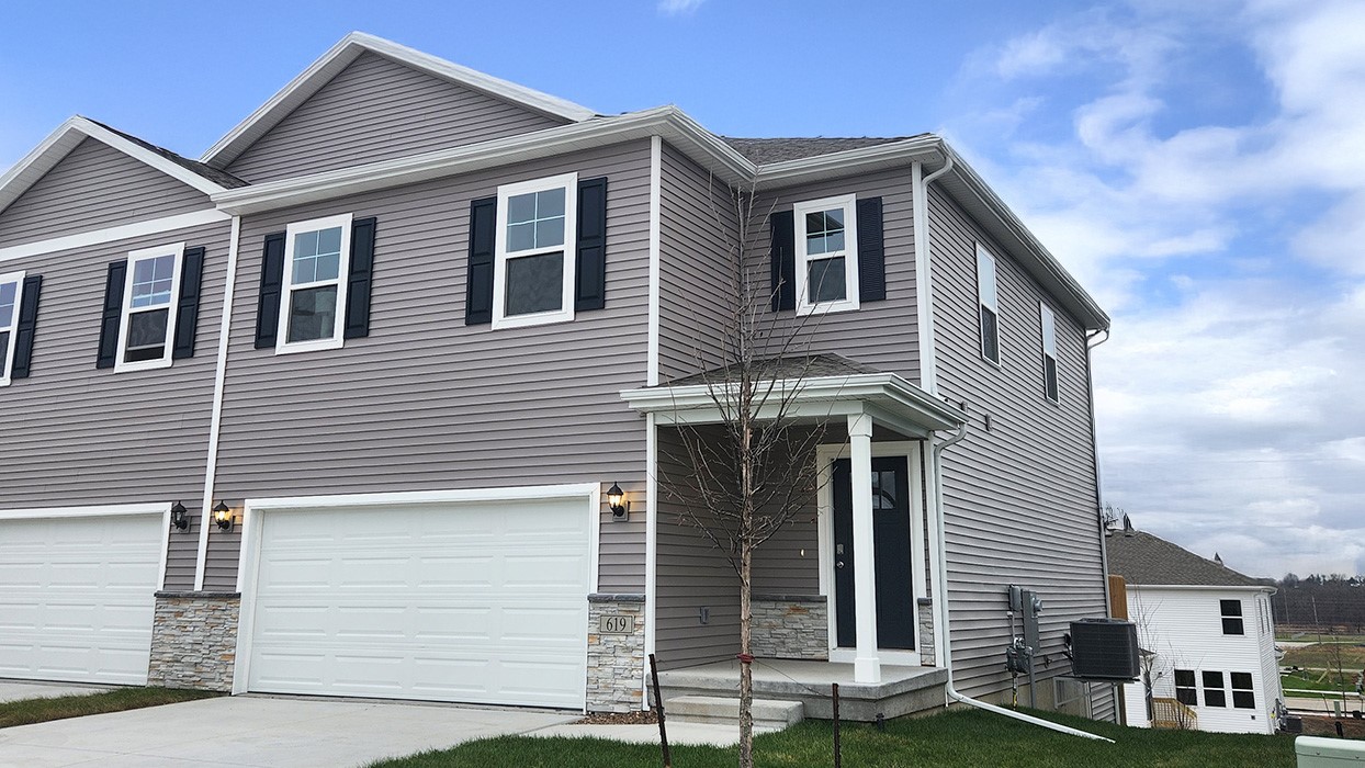 731 Magnolia Way Tiffin IA 52340