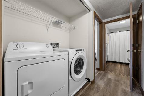 930B Boston Way Coralville IA 52241