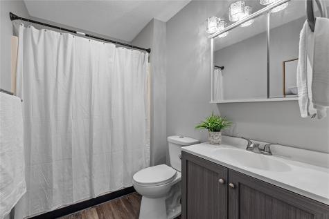930B Boston Way Coralville IA 52241