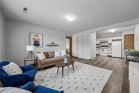 930B Boston Way Coralville IA 52241