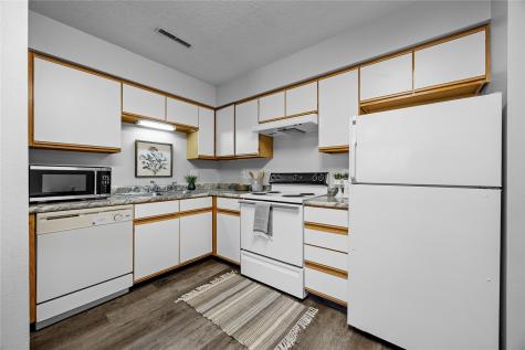 930B Boston Way Coralville IA 52241