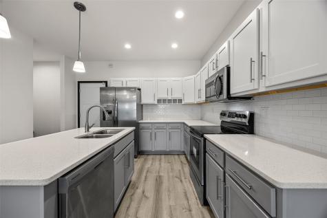 2494 Roycroft Drive Marion IA 52302