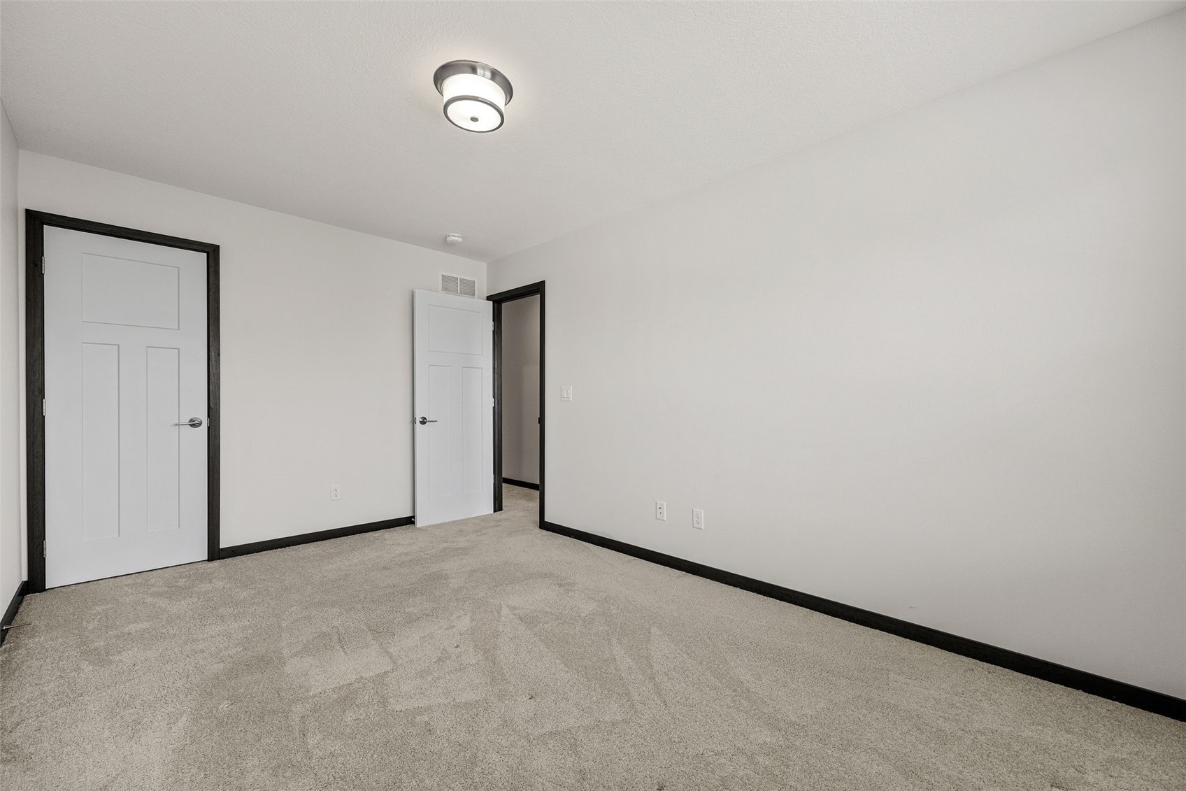 2494 Roycroft Alley Marion IA 52302