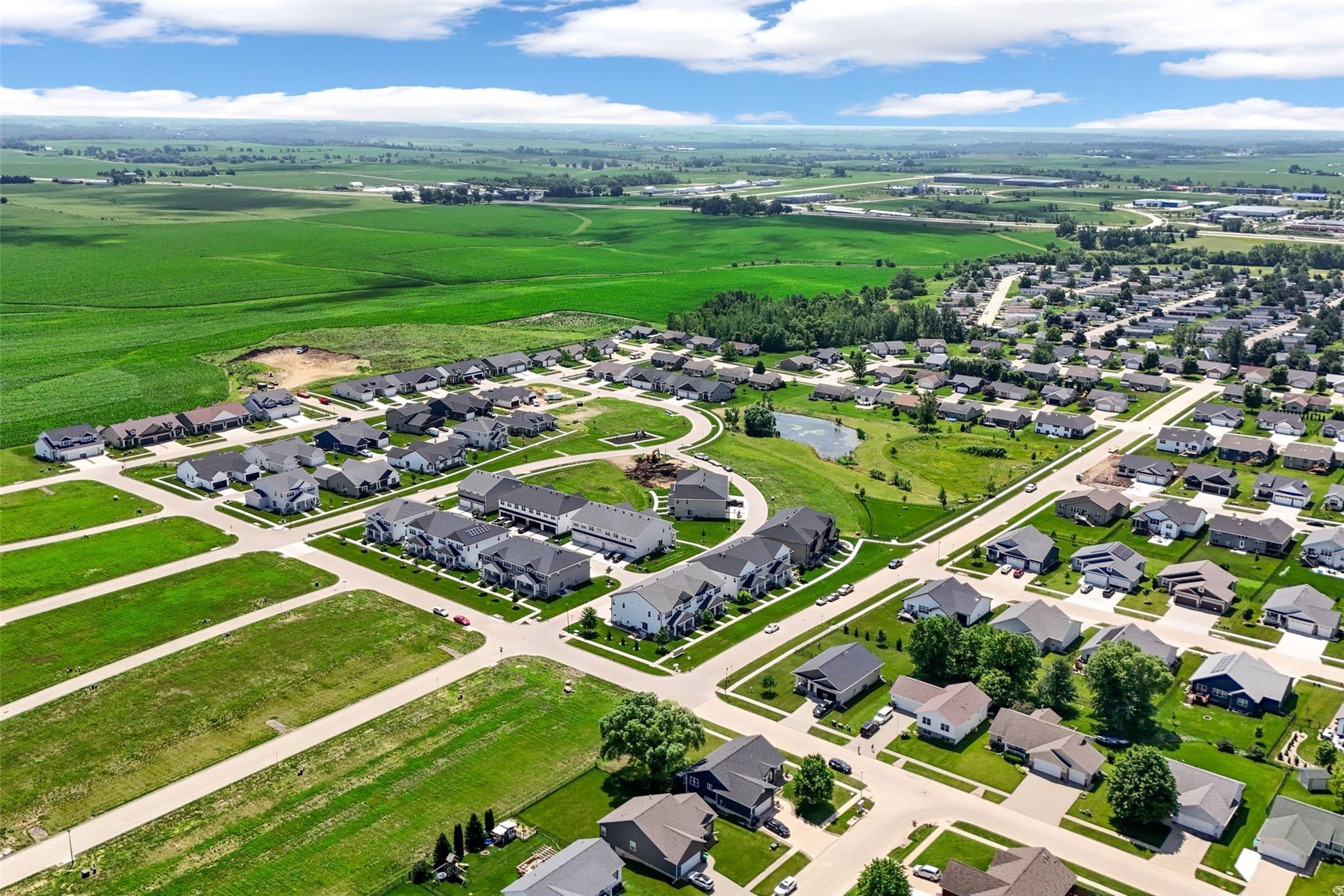 2494 Roycroft Alley Marion IA 52302
