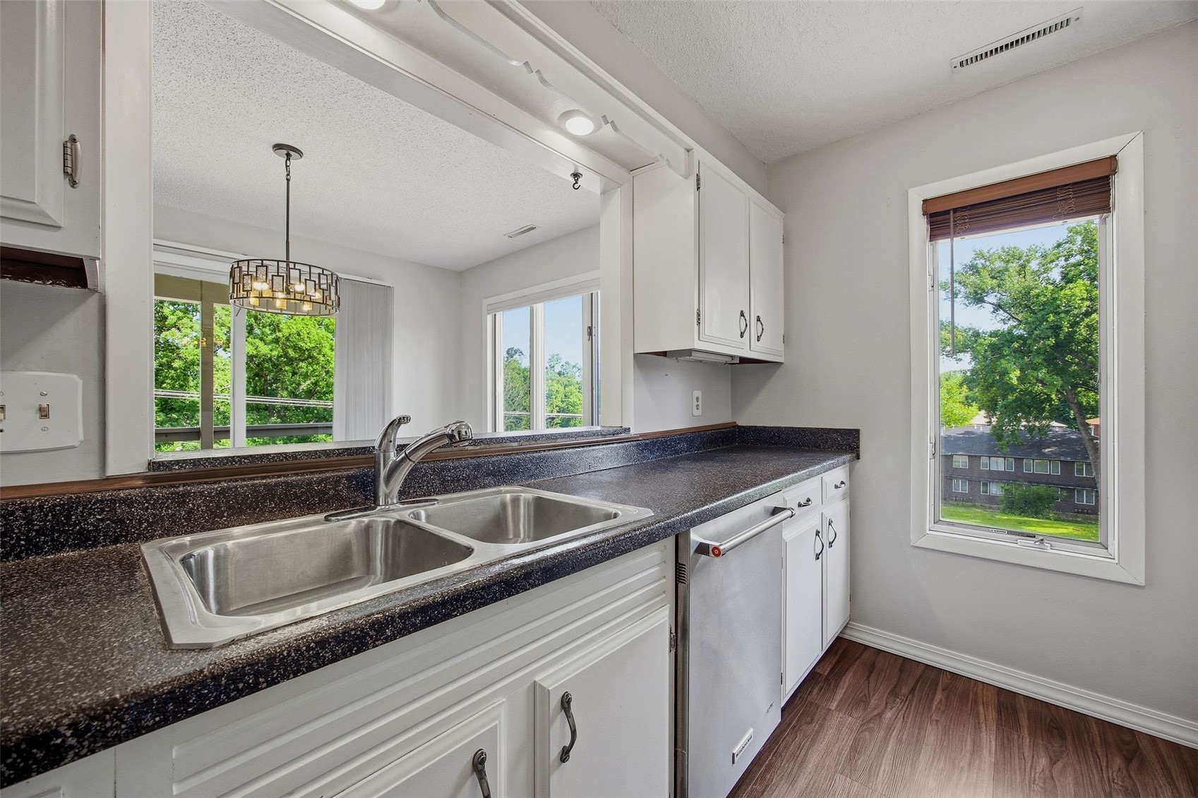 1726 Applewood Place NE Cedar Rapids IA 52402