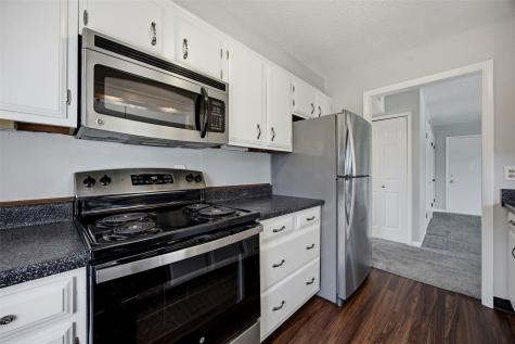1726 Applewood Place NE Cedar Rapids IA 52402