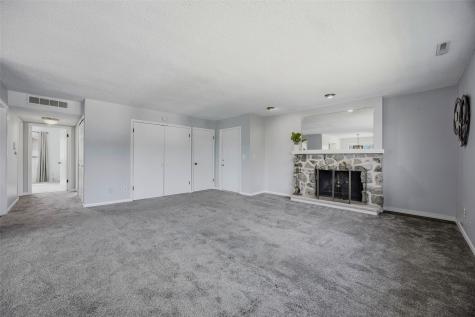 1726 Applewood Place NE Cedar Rapids IA 52402