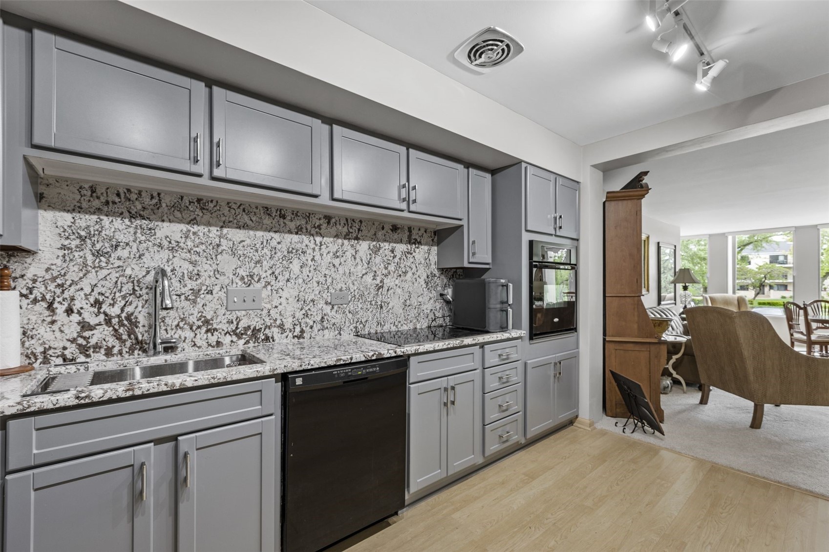 2222 1st Avenue NE Cedar Rapids IA 52402