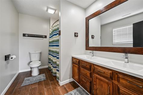 3225 Willowridge Road Marion IA 52302