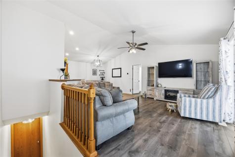 3316 Banar Drive SW Cedar Rapids IA 52404