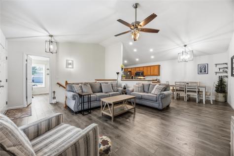 3316 Banar Drive SW Cedar Rapids IA 52404