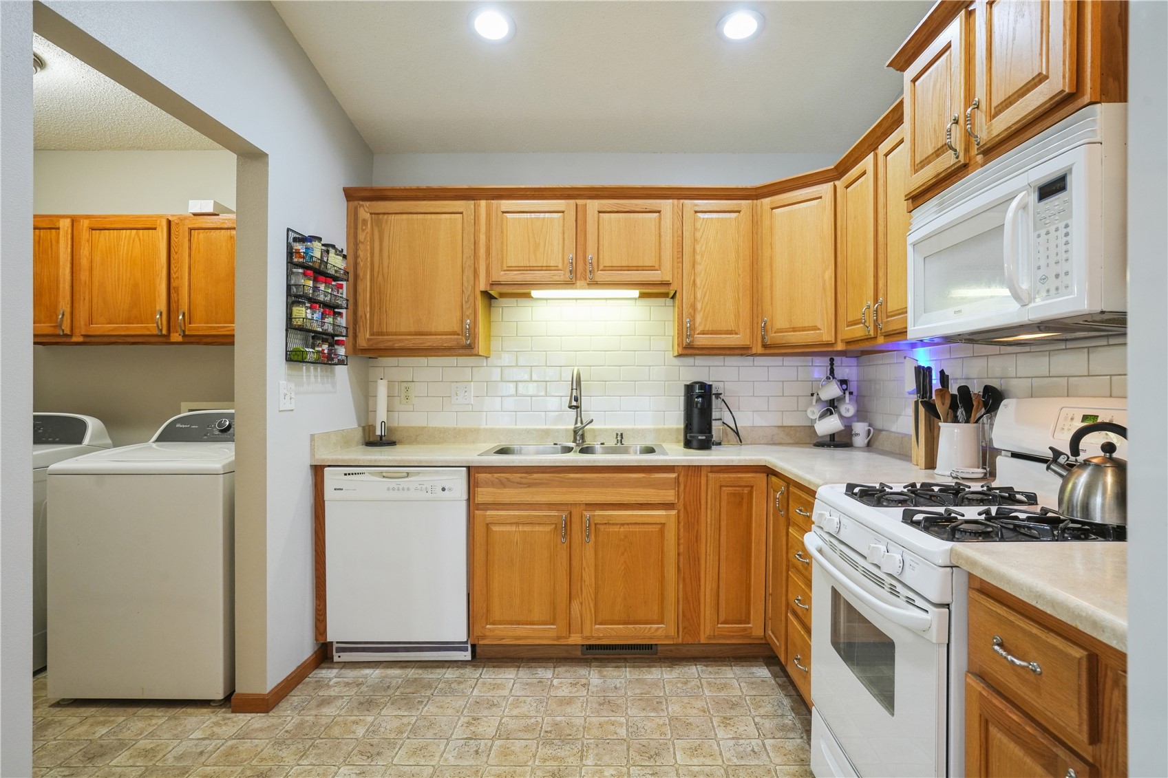 3313 Stoneview Circle SW Cedar Rapids IA 52404