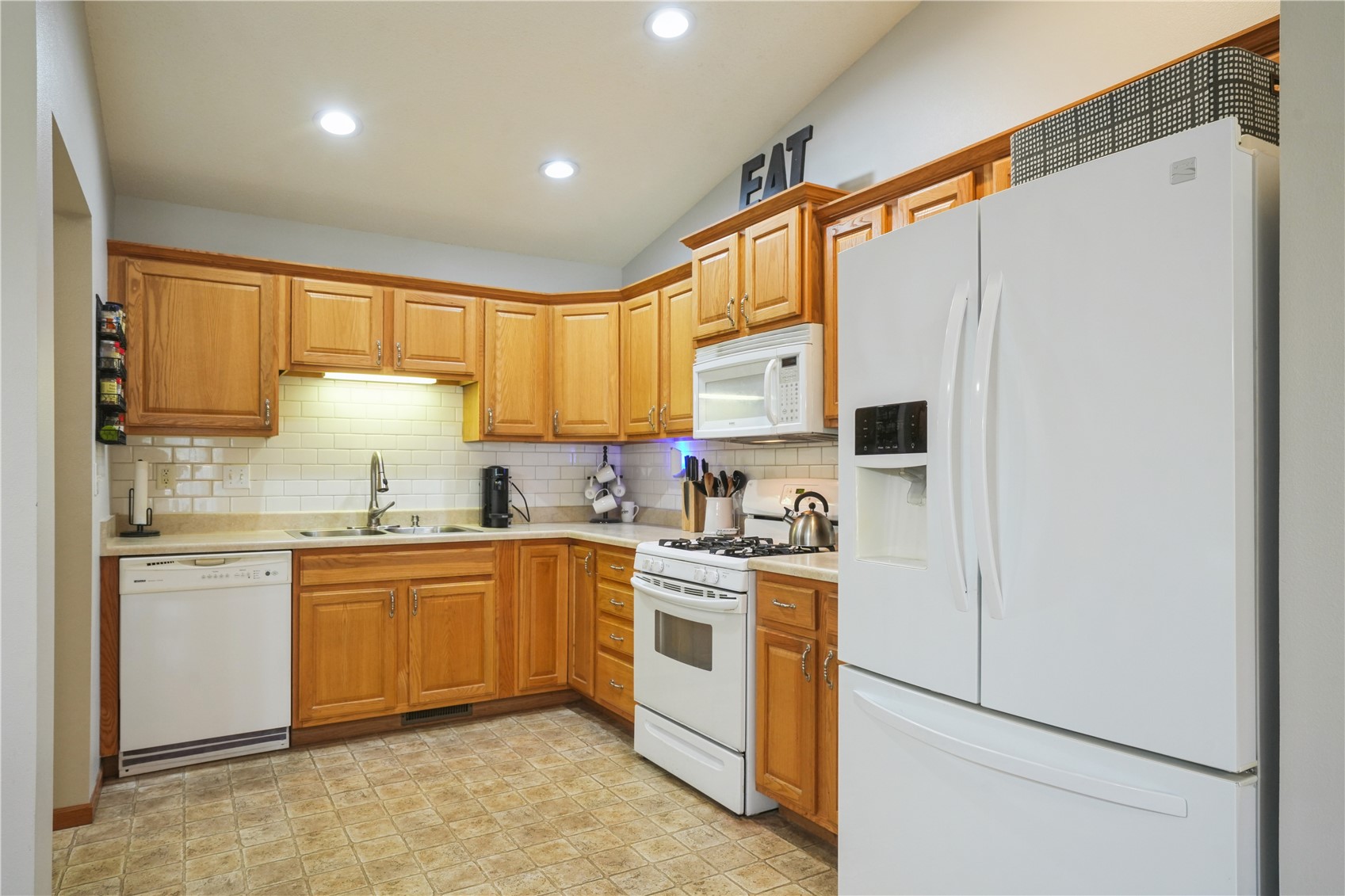 3313 Stoneview Circle SW Cedar Rapids IA 52404