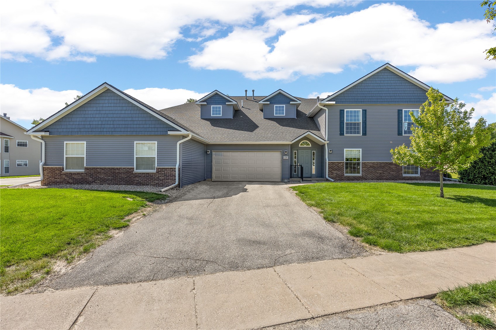 4300 Westchester Drive NE Cedar Rapids IA 52402