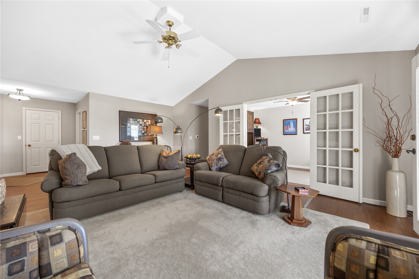 4300 Westchester Drive NE Cedar Rapids IA 52402