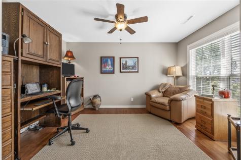 4300 Westchester Drive NE Cedar Rapids IA 52402