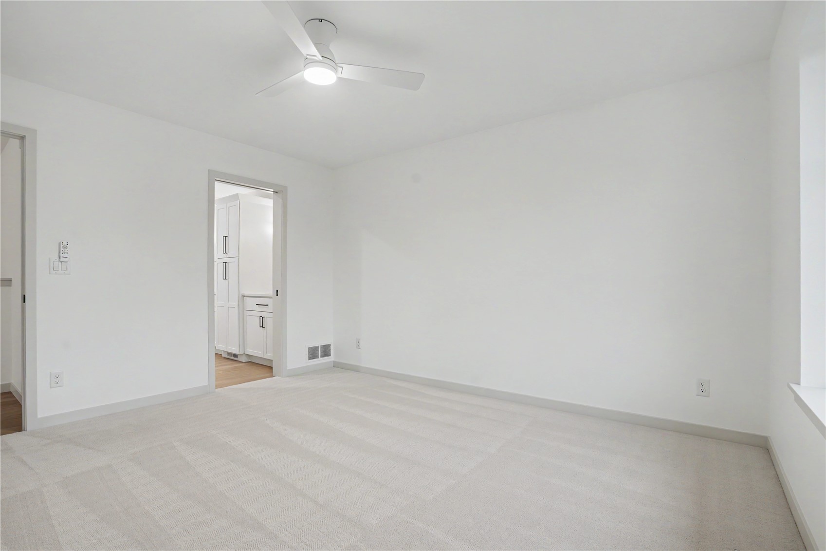 922 Oak Drive Palo IA 52324