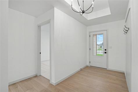 922 Oak Drive Palo IA 52324