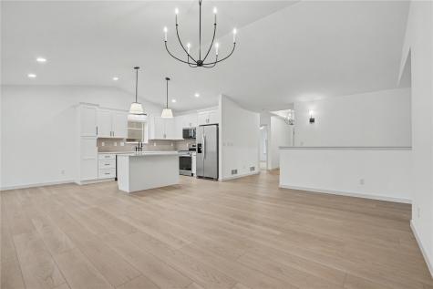 922 Oak Drive Palo IA 52324