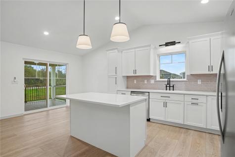 922 Oak Drive Palo IA 52324
