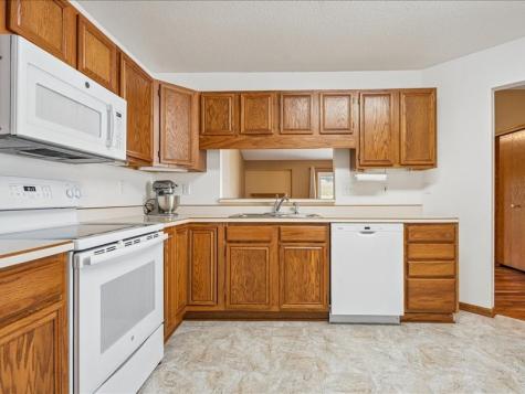 1365 Daleview Drive Marion IA 52302