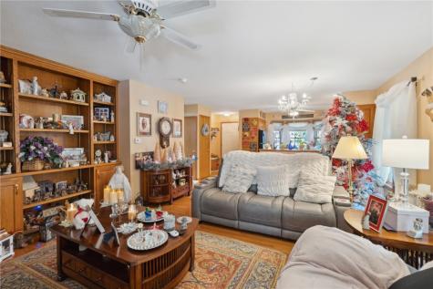 822 10th Avenue SW Mt Vernon IA 52314