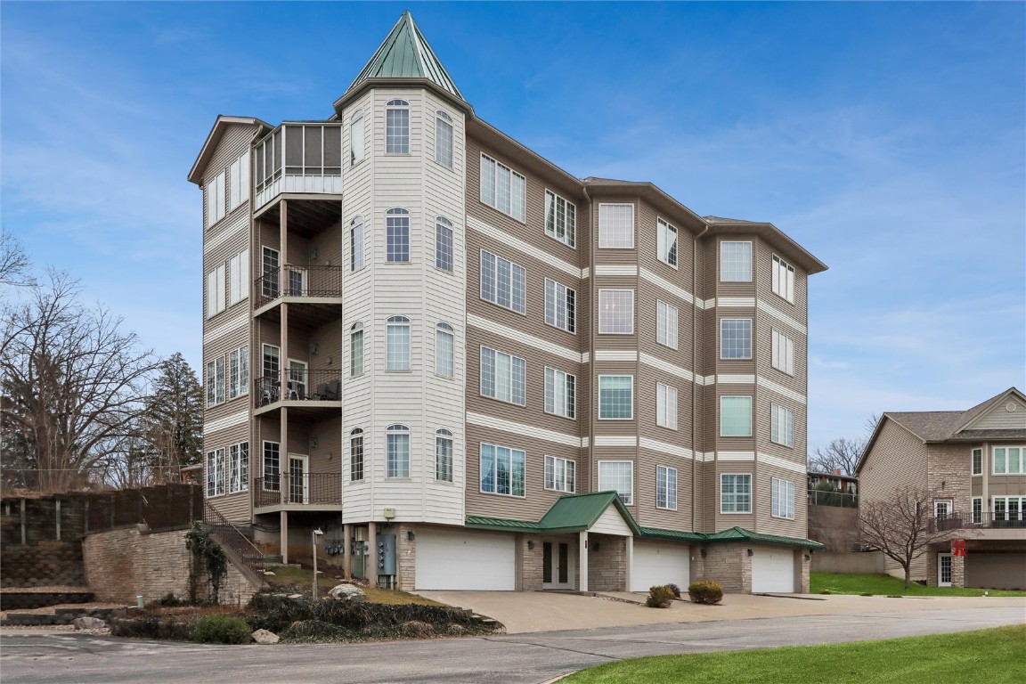 245 Holiday Road Coralville IA 52241