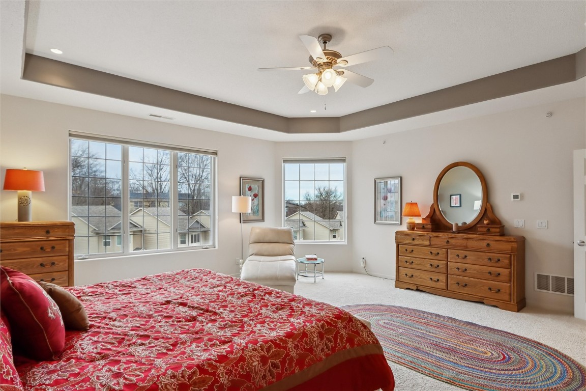 245 Holiday Road Coralville IA 52241