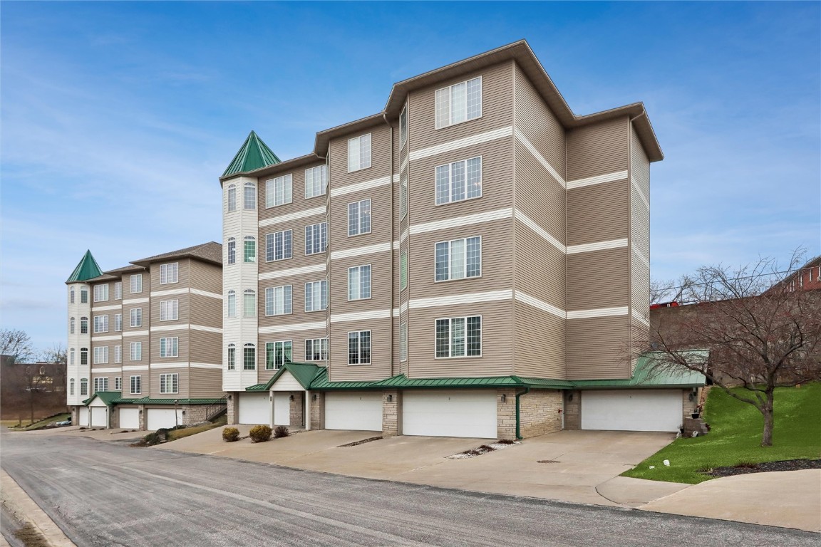 245 Holiday Road Coralville IA 52241