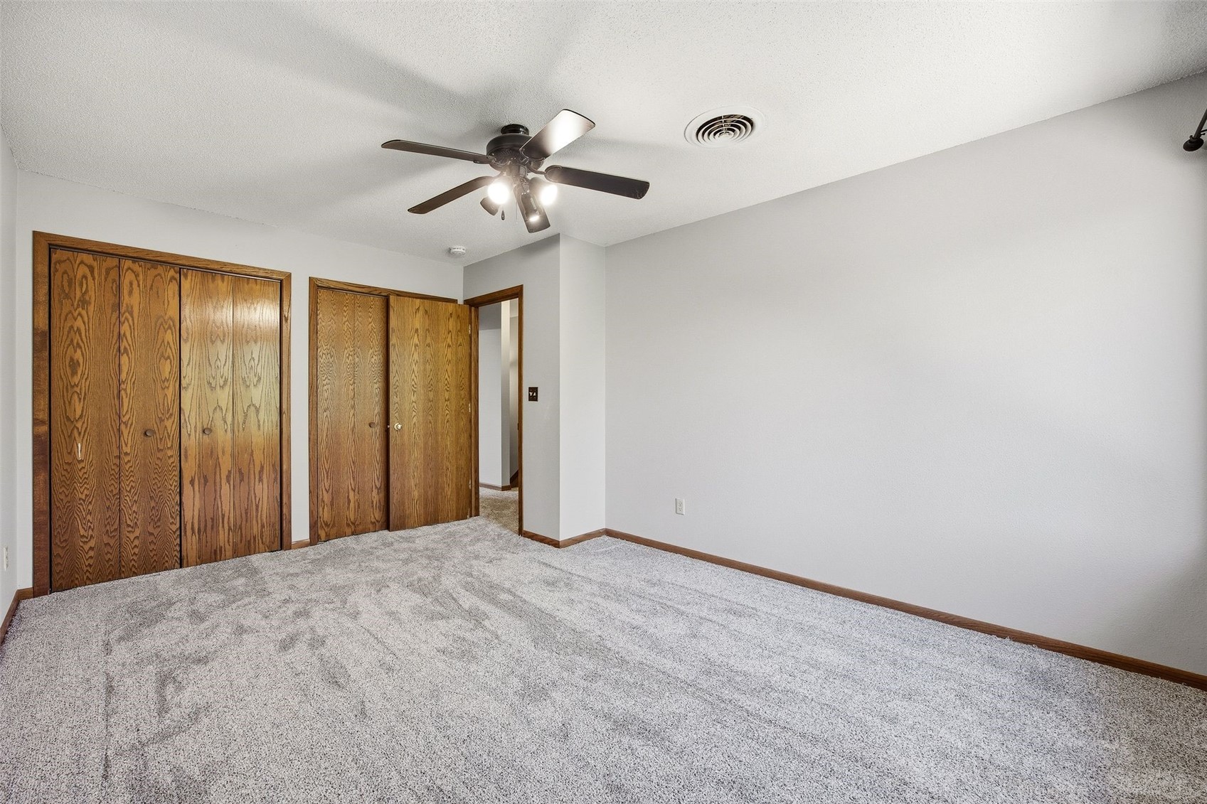 924 Westside Drive Iowa City IA 52246