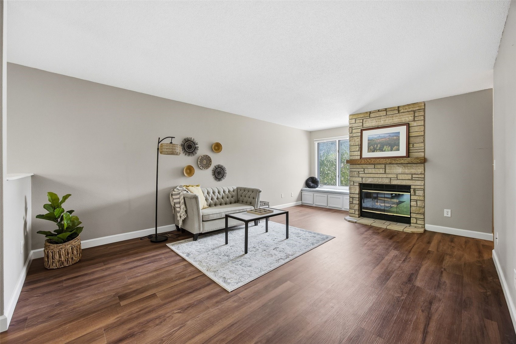 924 Westside Drive Iowa City IA 52246
