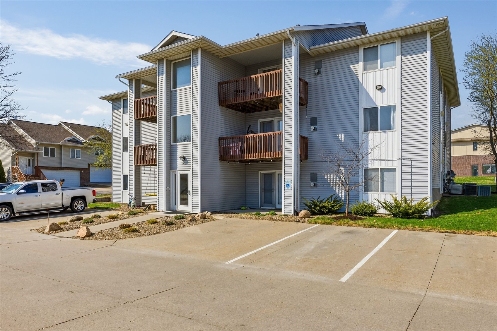 140 Shannon Drive North Liberty IA 52317