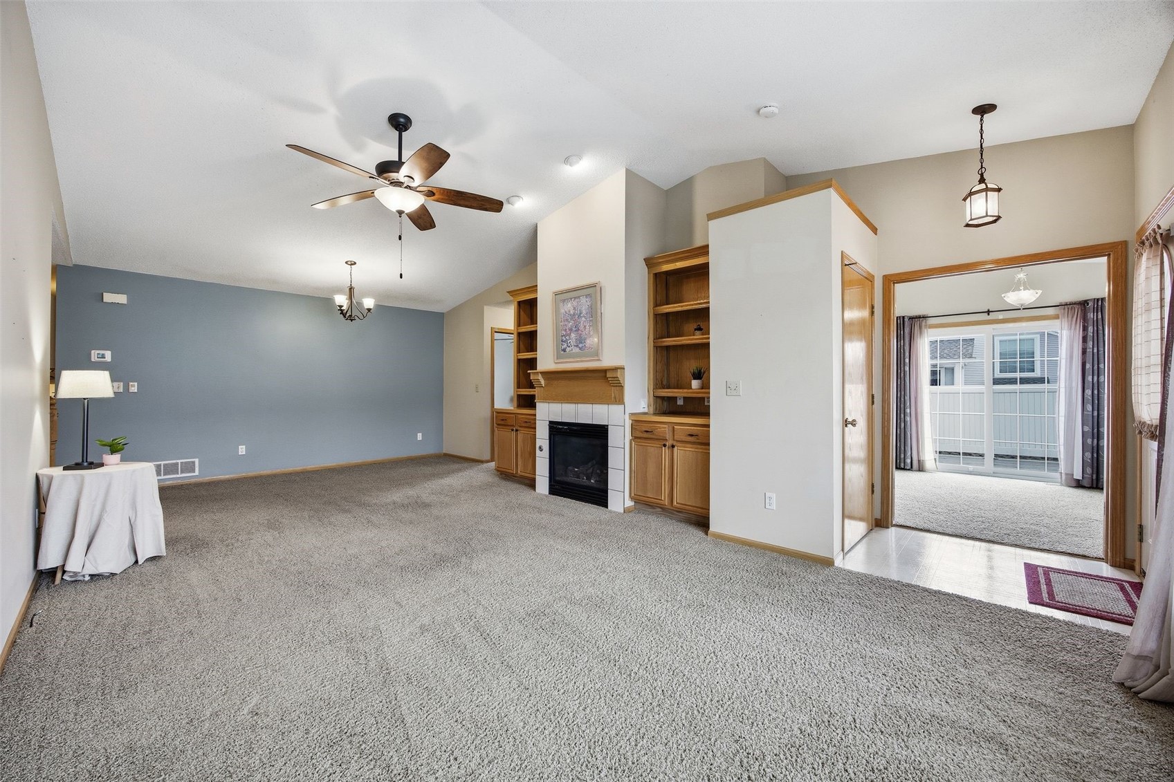 1033 74 Street NE Cedar Rapids IA 52402