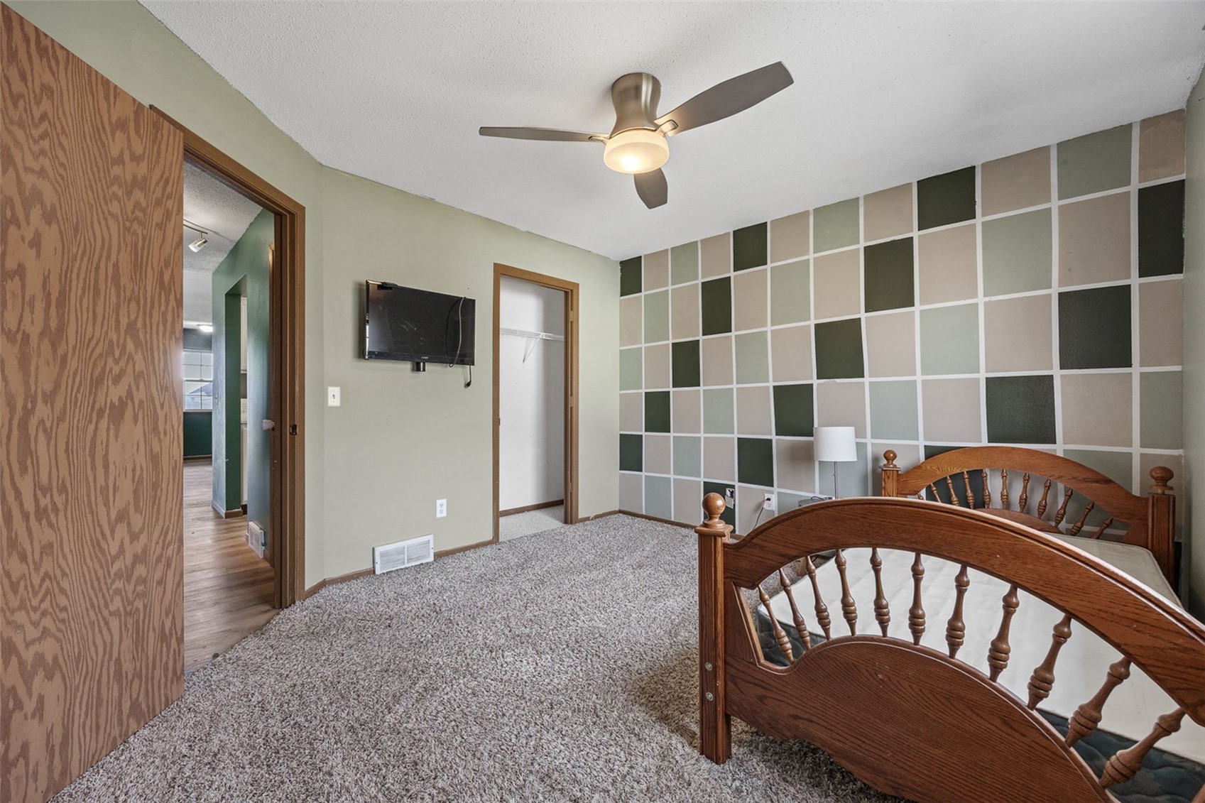 3507 E Avenue NW Cedar Rapids IA 52405