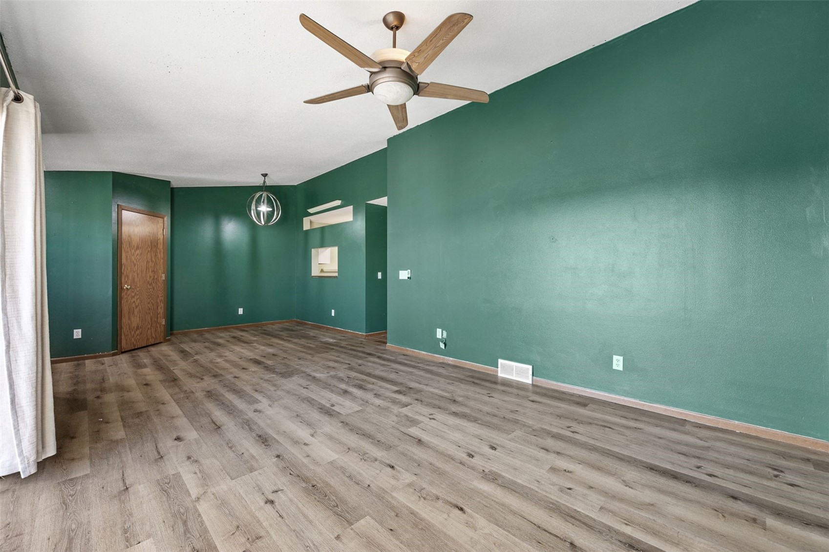 3507 E Avenue NW Cedar Rapids IA 52405