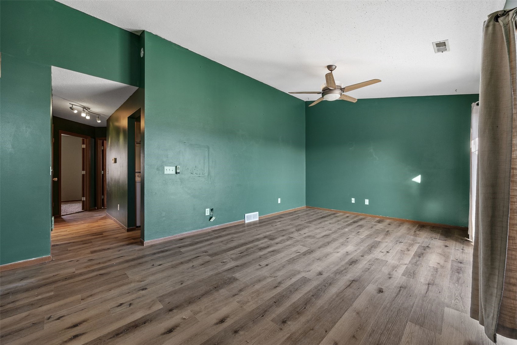 3507 E Avenue NW Cedar Rapids IA 52405